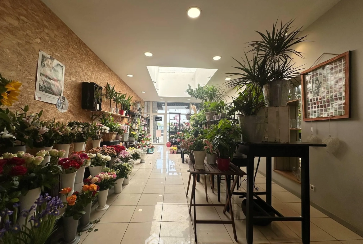 Local commercial de 89 m² à Laon avec vitrine en emplacement stratégique 