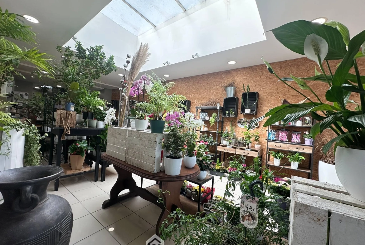 Local commercial de 89 m² à Laon avec vitrine en emplacement stratégique 