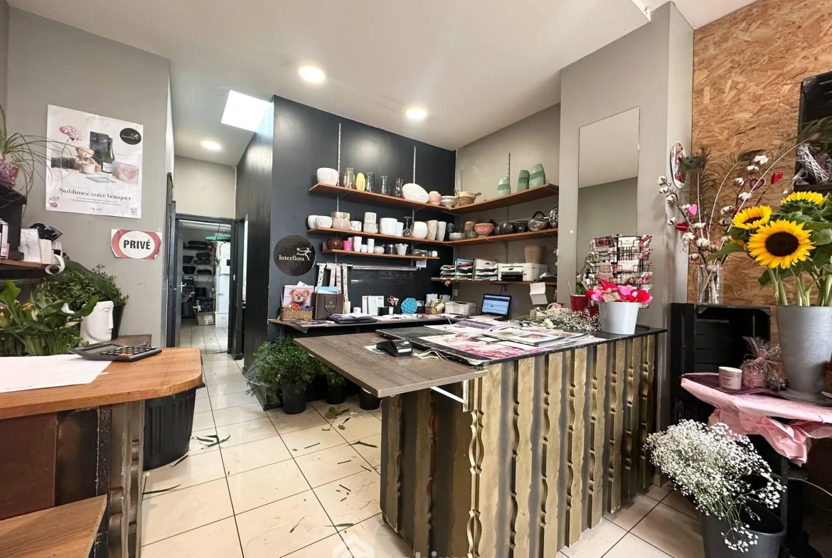 Local commercial de 89 m² à Laon avec vitrine en emplacement stratégique 