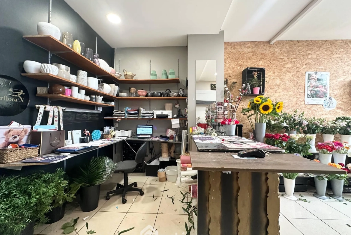 Local commercial de 89 m² à Laon avec vitrine en emplacement stratégique 