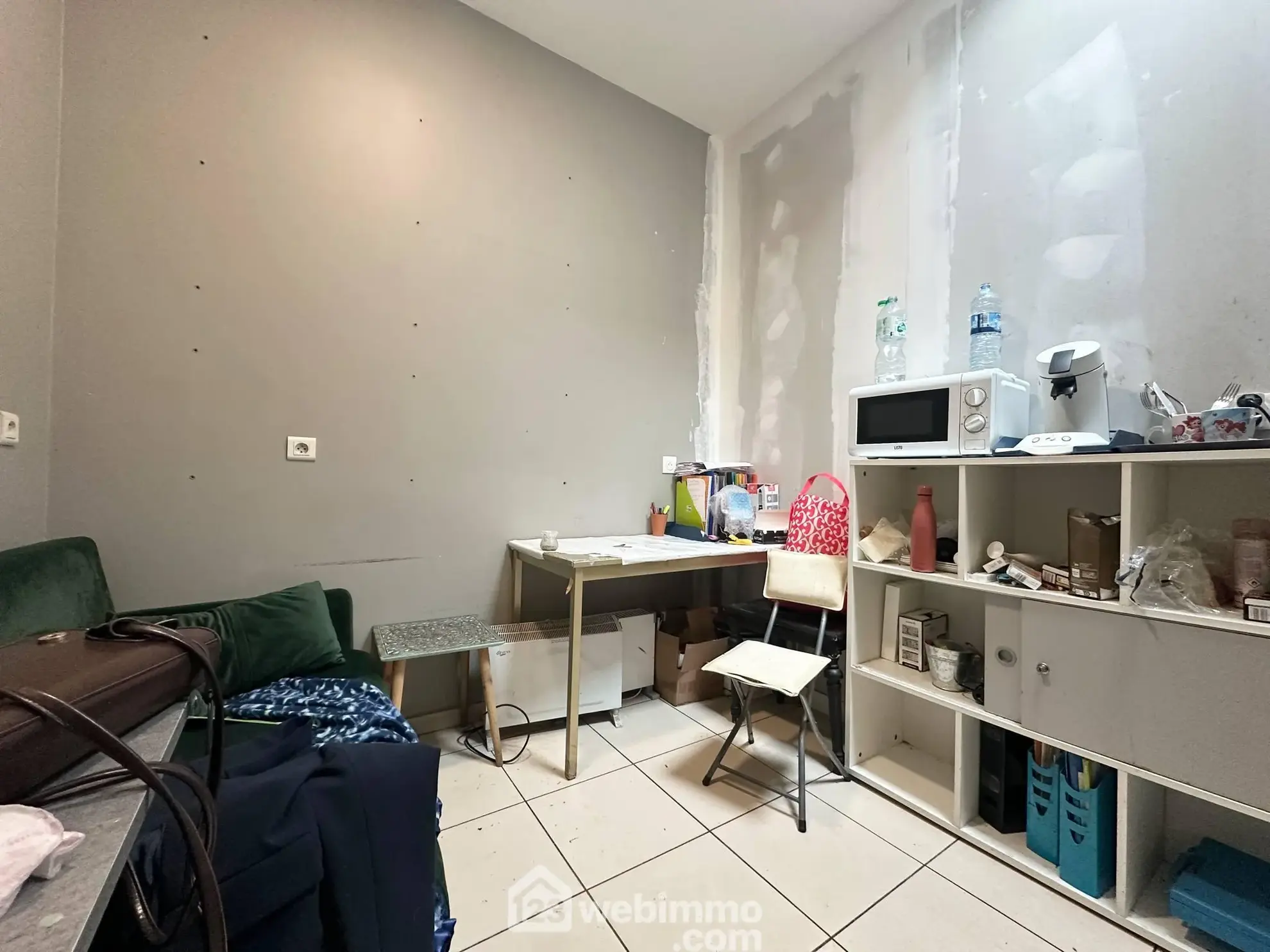 Local commercial de 89 m² à Laon avec vitrine en emplacement stratégique 