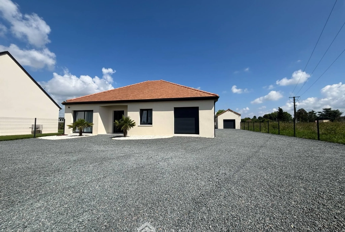 Maison moderne de 105 m² à Châtellerault avec terrain clos et garage 