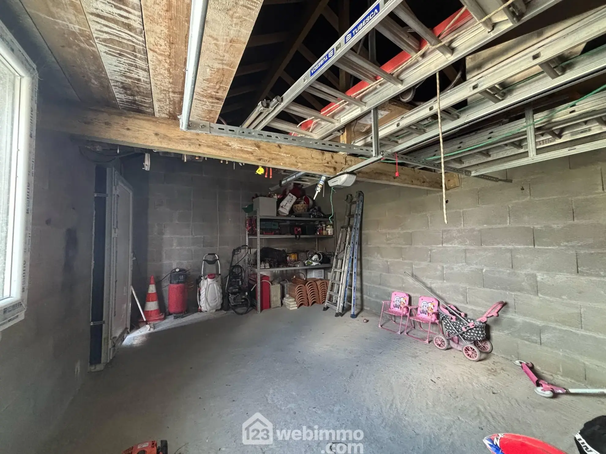 Maison moderne de 105 m² à Châtellerault avec terrain clos et garage 