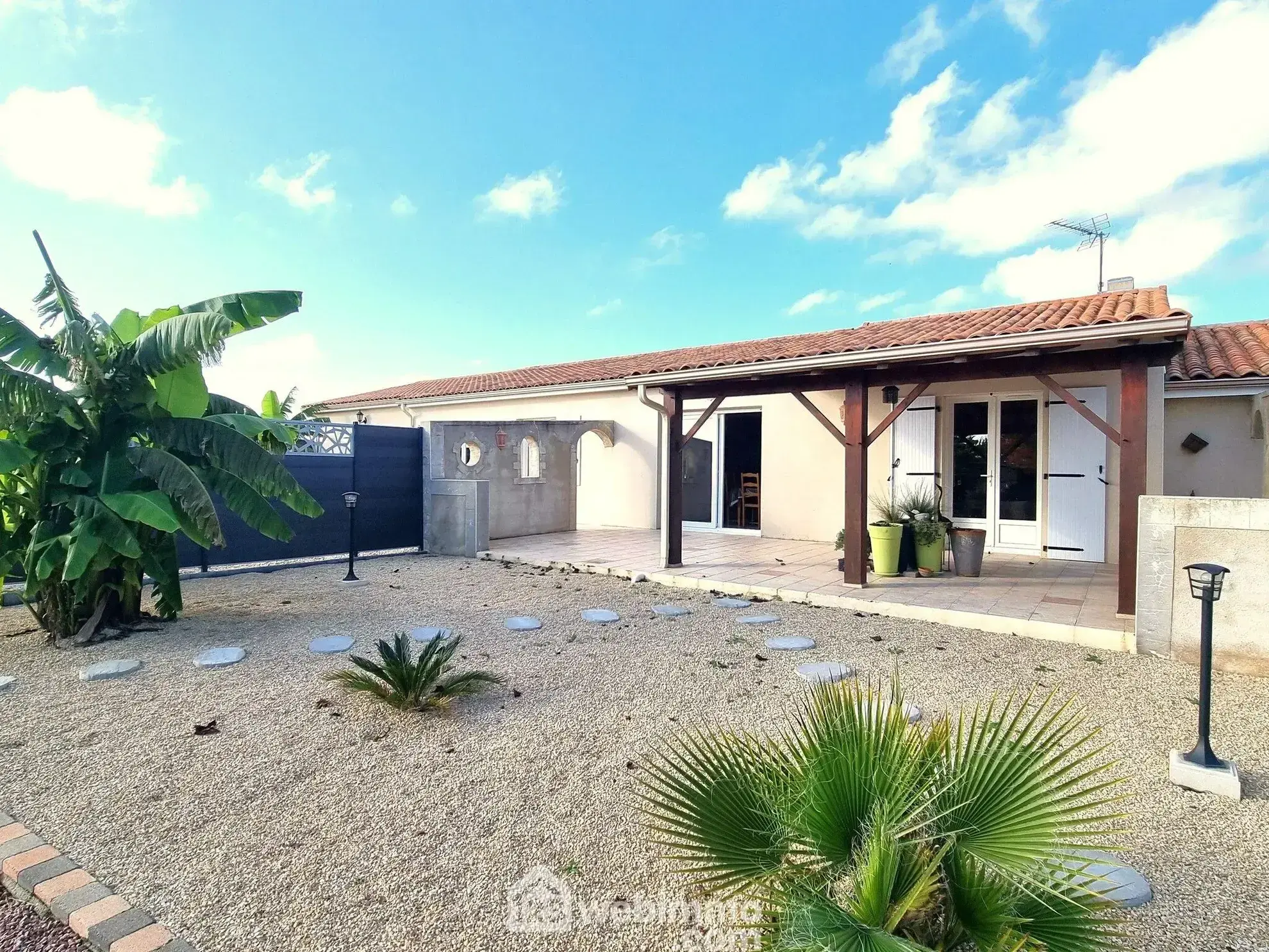 Villa de 143 m² avec piscine à Migné-Auxances près de Poitiers 