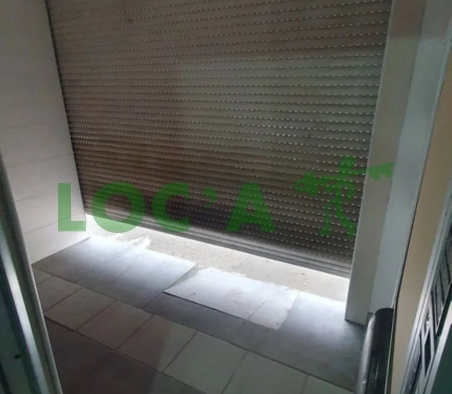 Local d'activité de 25 m² à Dijon proche Place Wilson à vendre 