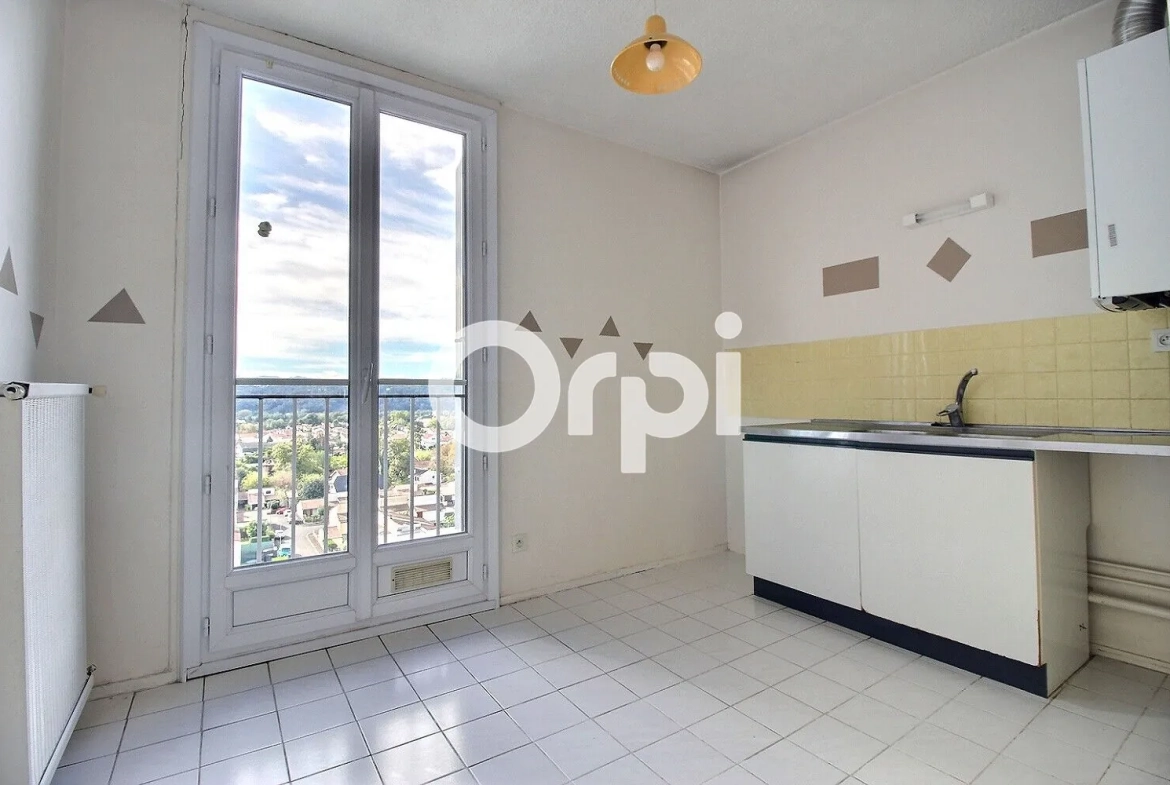 Appartement T4 avec vue Pyrénées à Hauts de Billère, dernier étage avec parking 