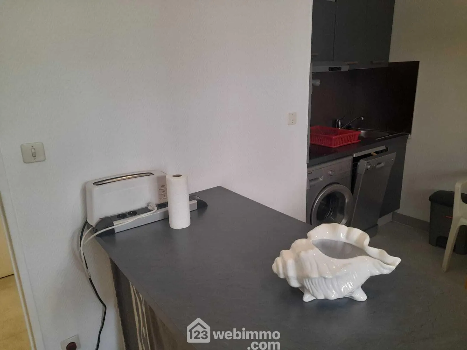 Studio à vendre à Canet-Plage - Résidence sécurisée à 100m de la mer 