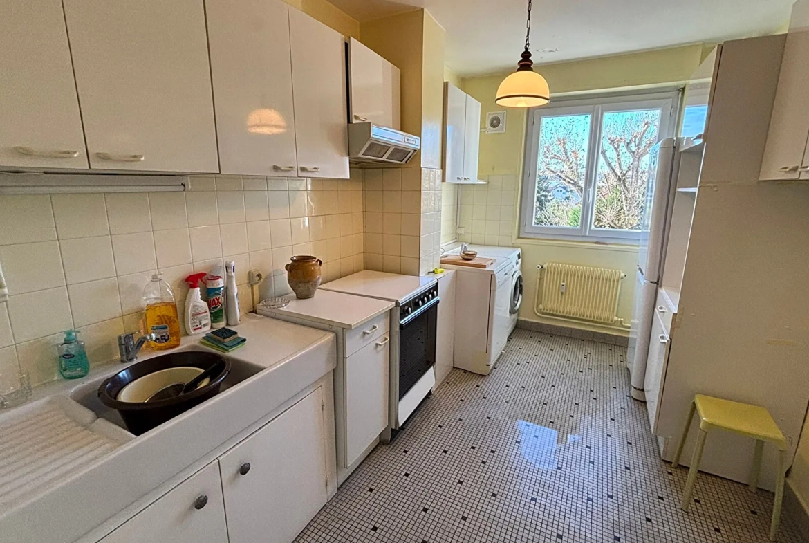 Appartement 3 pièces de 70 m² à Anglet Bernain avec cave et garage en option 