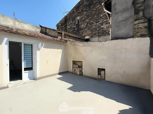 Maison de 105 m² avec deux appartements louables à Vauvert - Investissement ou résidence