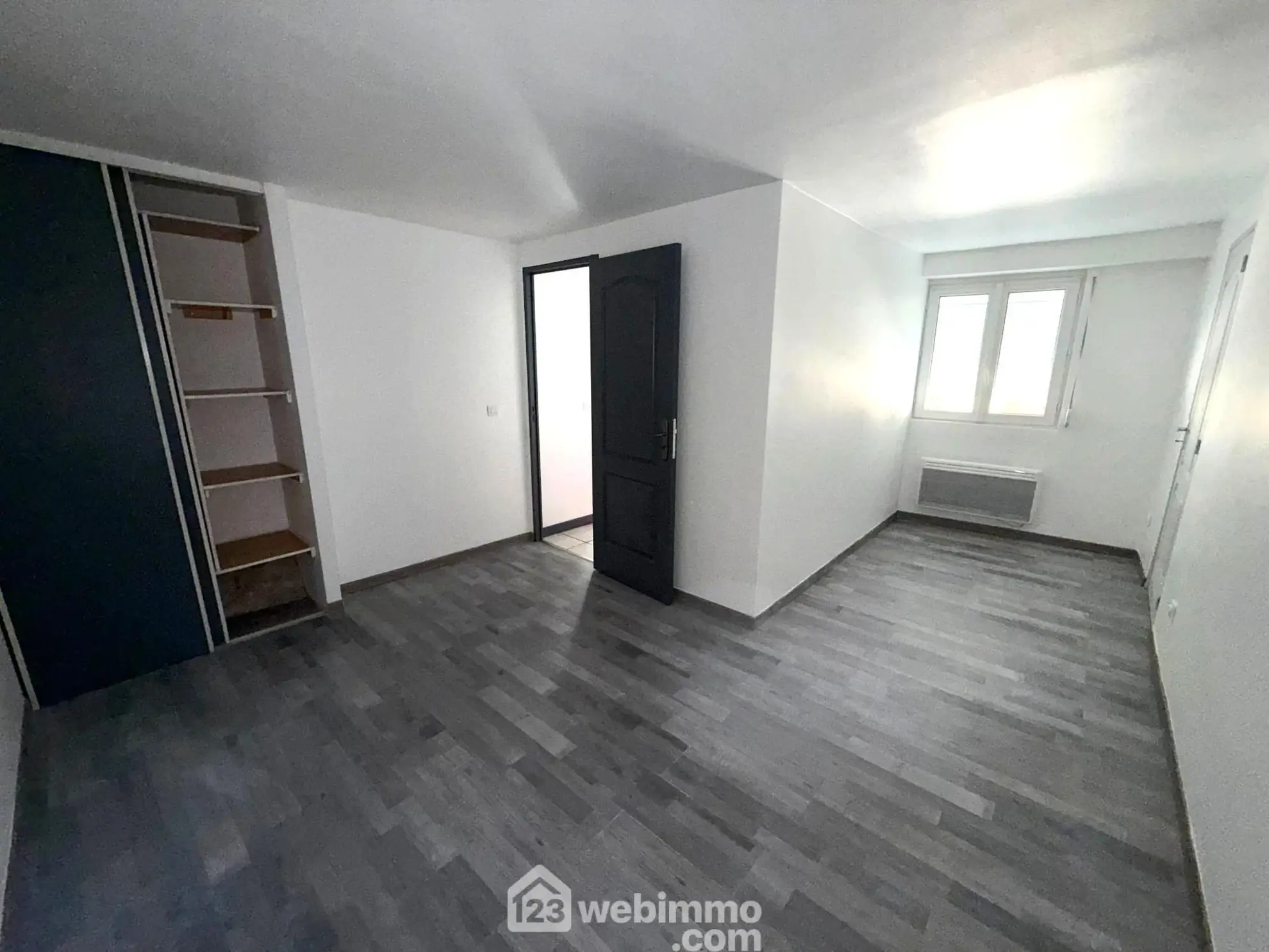 Maison de 105 m² avec deux appartements louables à Vauvert - Investissement ou résidence 