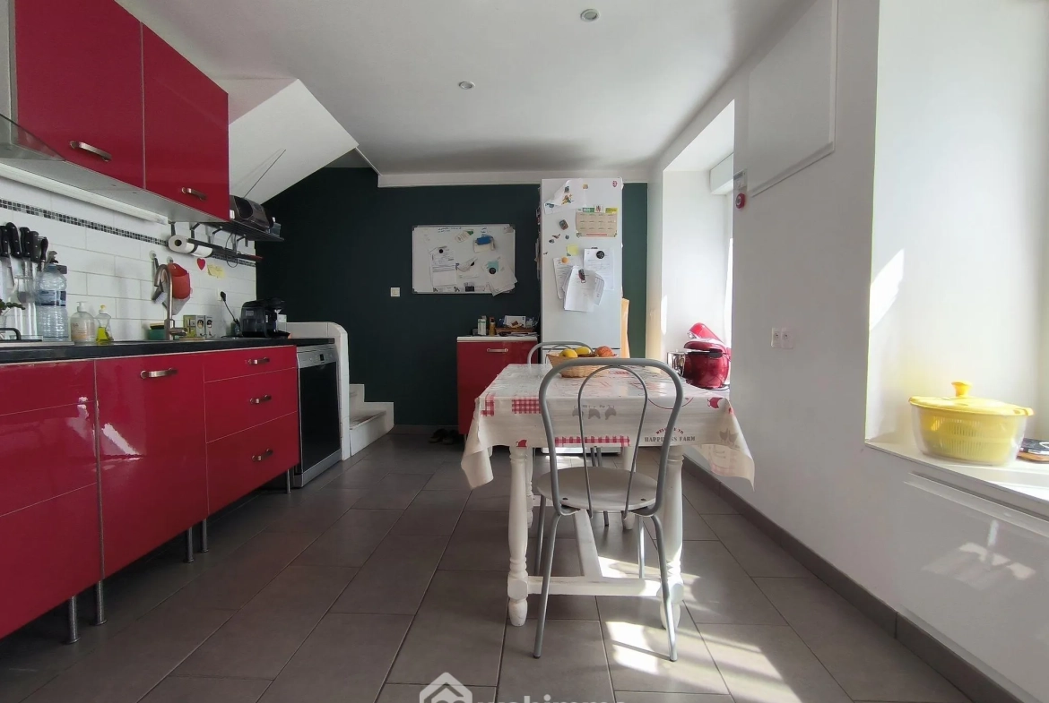 Maison spacieuse avec appartement et jardin potager à Courcelles-sur-Vesle 