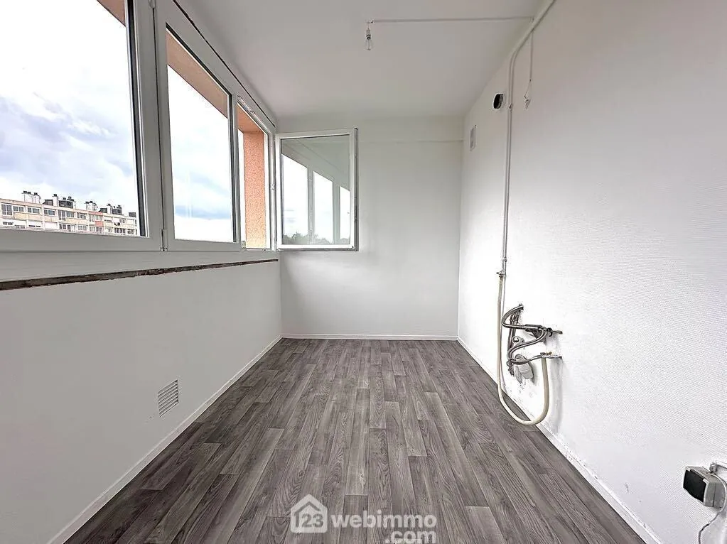 Vente d’un appartement T3 lumineux de 58 m² à Avon, rénové en 2025 avec cave et résidence sécurisée 
