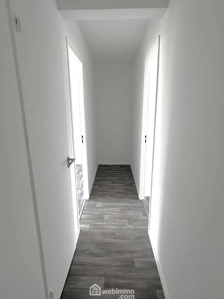 Vente d’un appartement T3 lumineux de 58 m² à Avon, rénové en 2025 avec cave et résidence sécurisée 