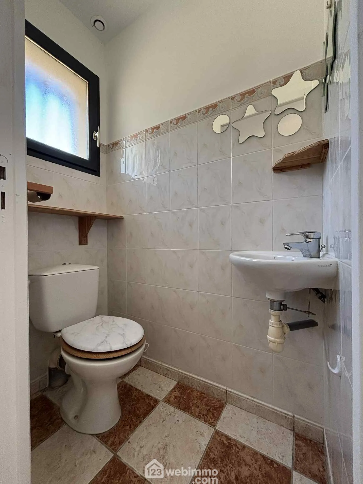 Maison de plain-pied de 97 m² à Ingrandes avec jardin et garage 