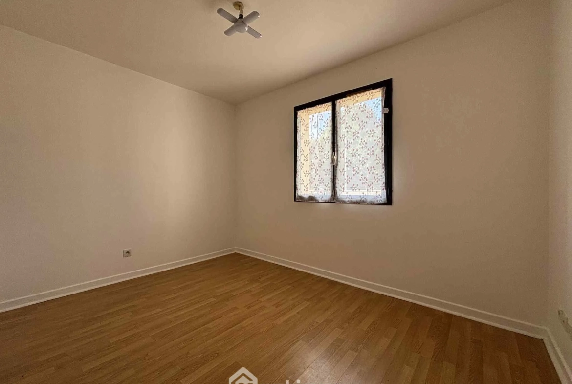 Maison de plain-pied de 97 m² à Ingrandes avec jardin et garage 