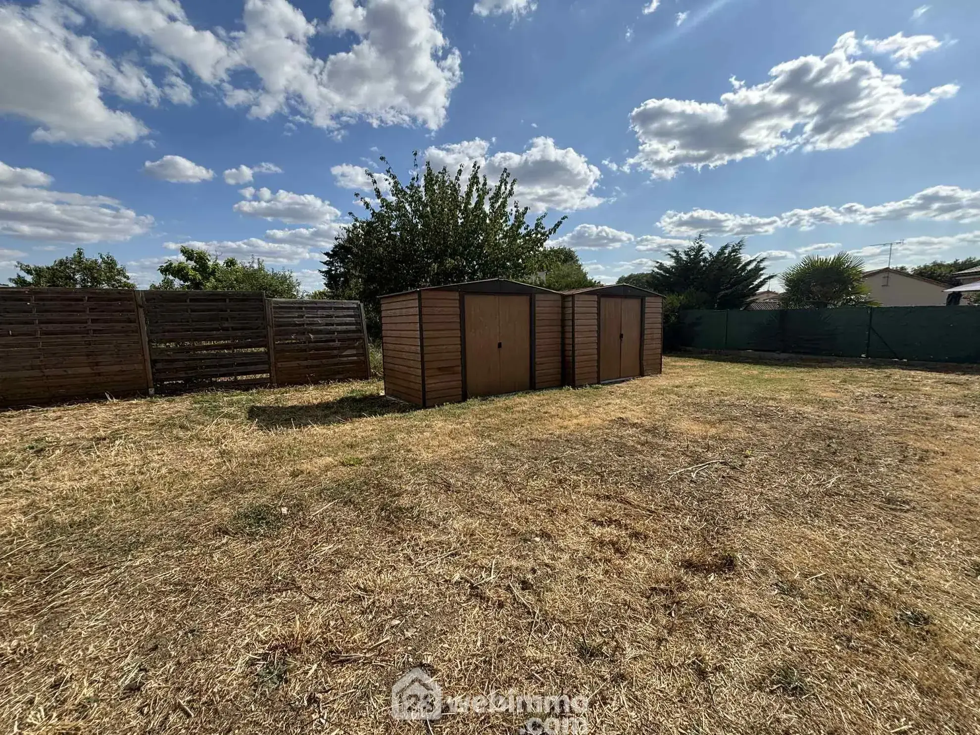 Maison de plain-pied de 97 m² à Ingrandes avec jardin et garage 