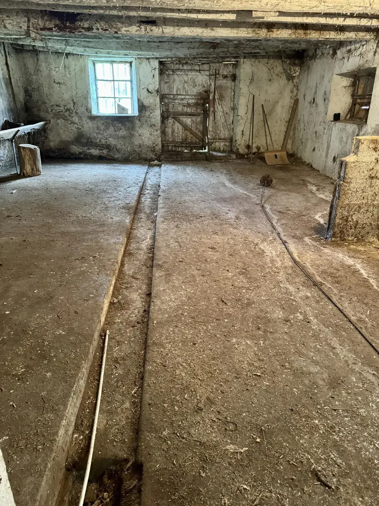 Ancien corps de ferme à rénover à 15 min d'Épinal avec grand potentiel 