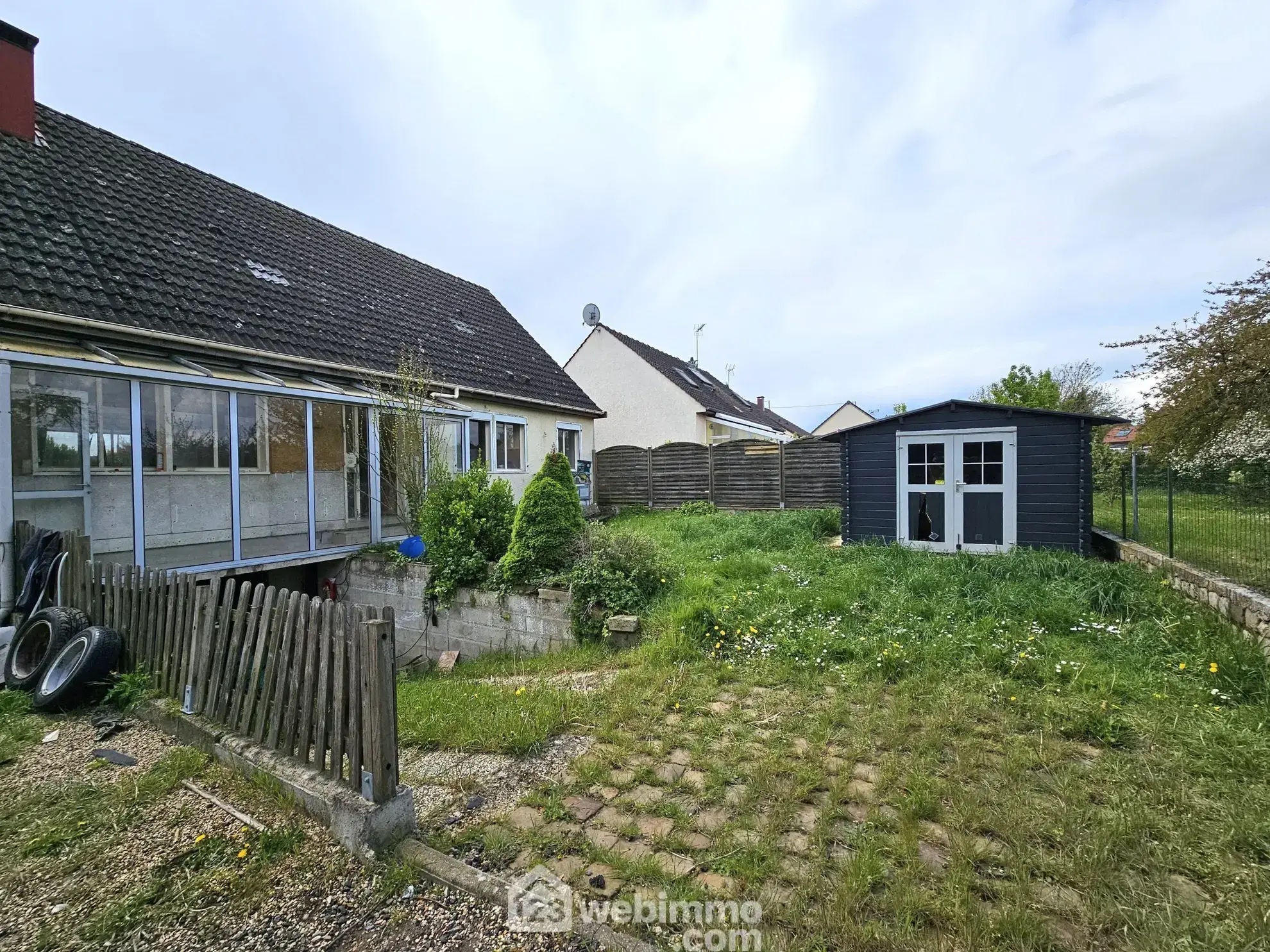 Maison à vendre de 86 m² à Laon, potentiel à exploiter 