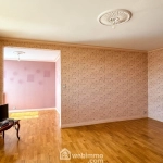 Appartement T5 de 109 m² à Cholet à vendre, à rafraîchir, avec parking