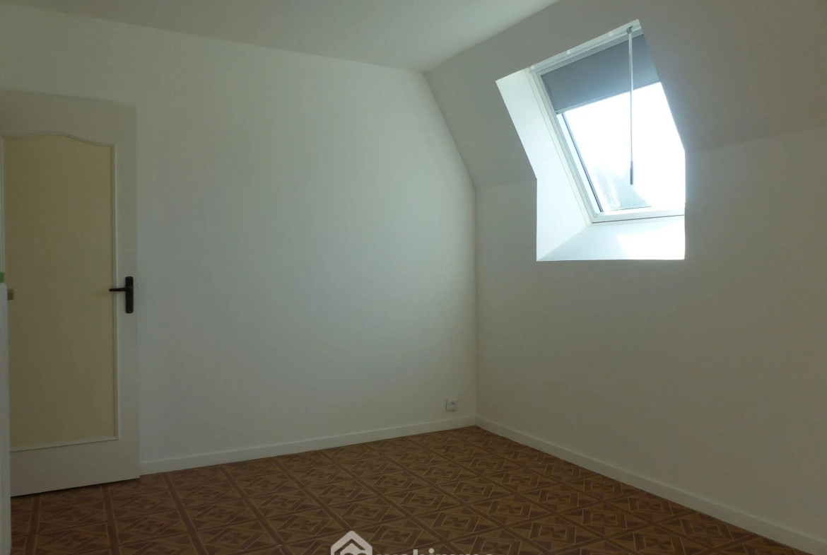 Maison 94 m² à vendre à Isneauville avec jardin, garage et terrasse 