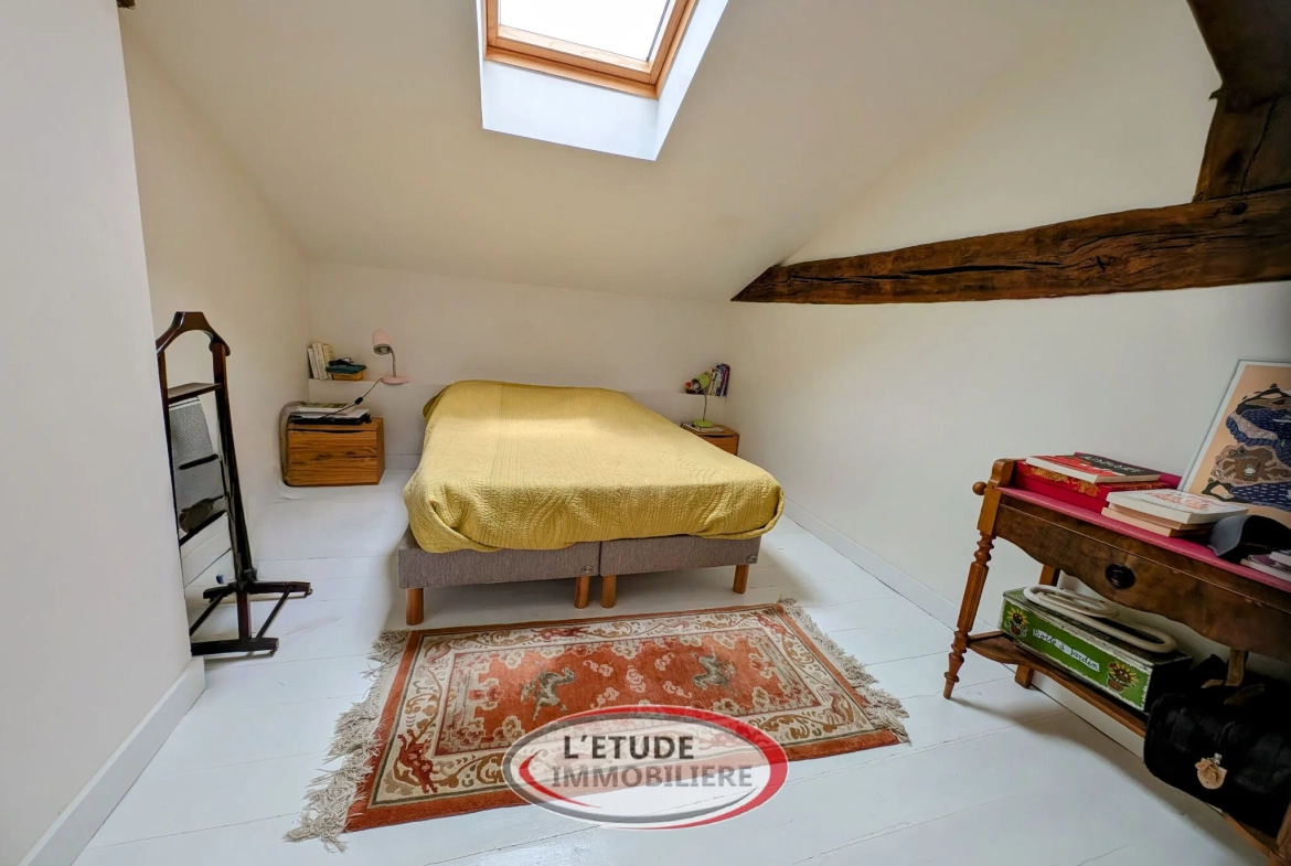 Charmante maison rénovée de 87 m² à Château-Thébaud avec garage et atelier 