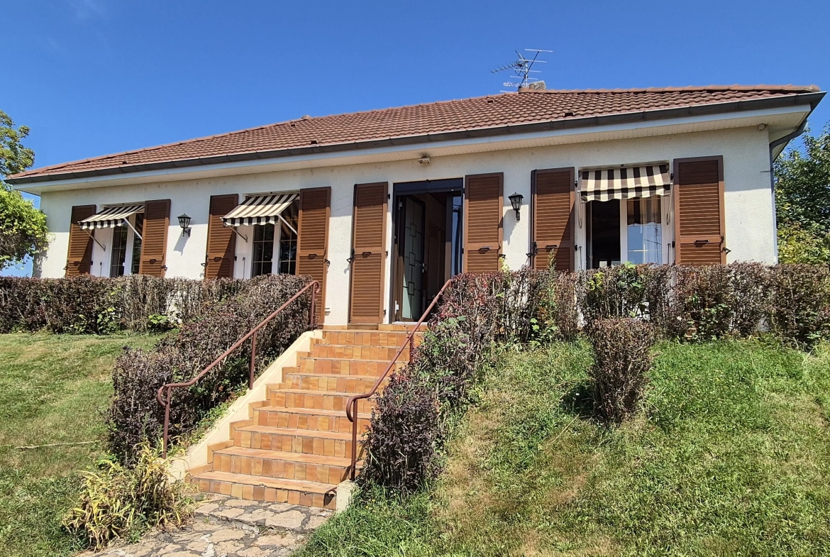 Maison individuelle à vendre proche des commerces à Gueugnon 