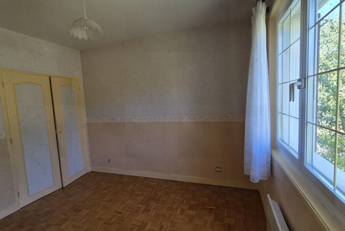 Maison individuelle à vendre proche des commerces à Gueugnon 