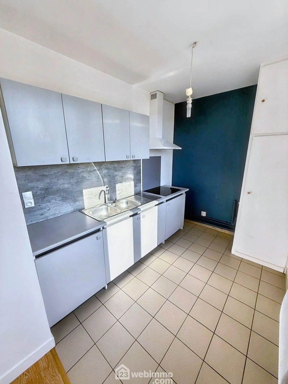 Appartement F2 de 52 m² à Louviers, idéal pour investissement ou première acquisition 