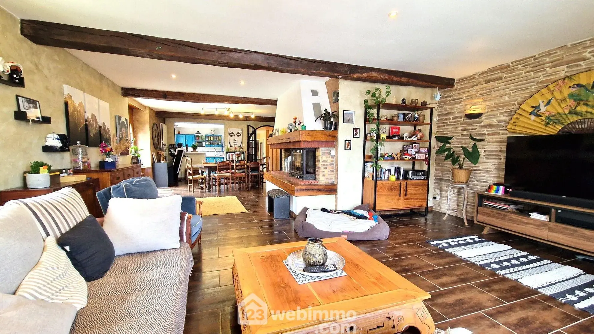 Longère de 236 m² à Dercy avec garage et potentiel d’aménagement 