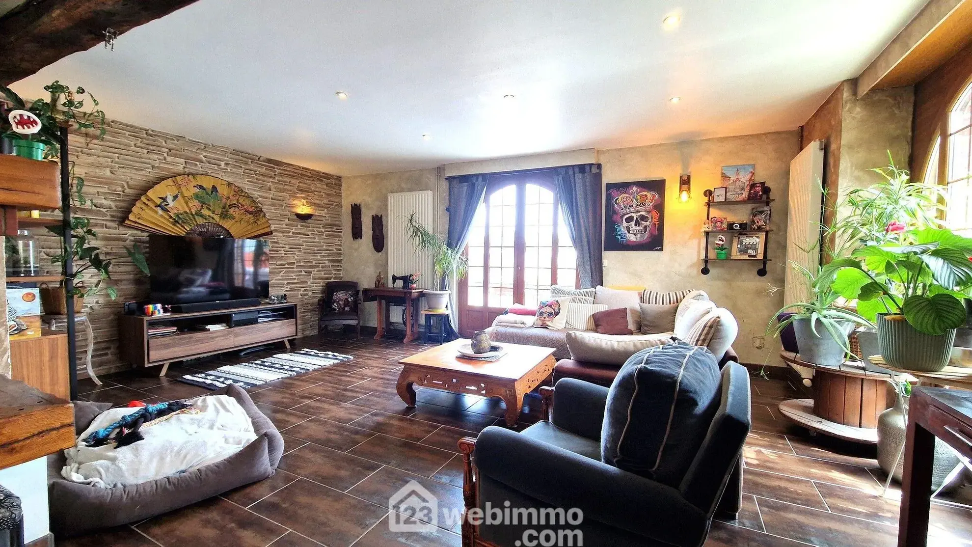 Longère de 236 m² à Dercy avec garage et potentiel d’aménagement 