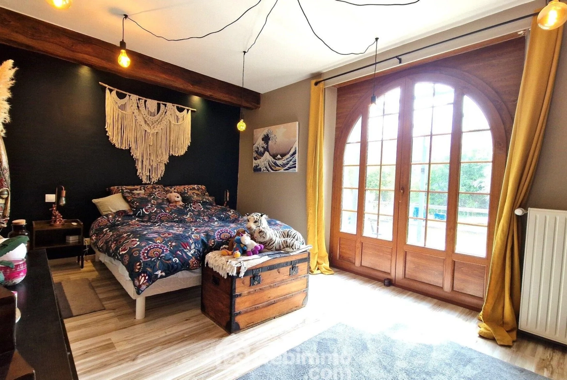 Longère de 236 m² à Dercy avec garage et potentiel d’aménagement 
