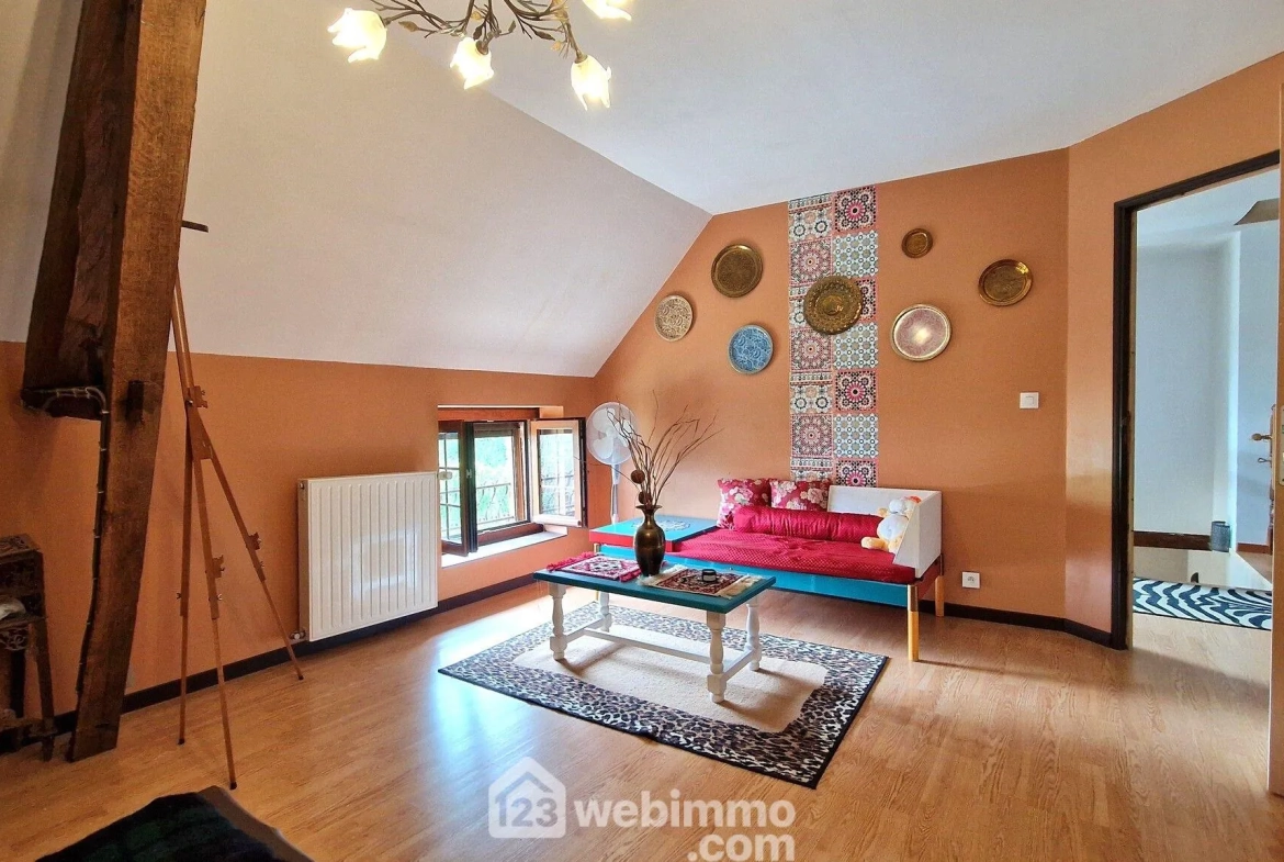 Longère de 236 m² à Dercy avec garage et potentiel d’aménagement 