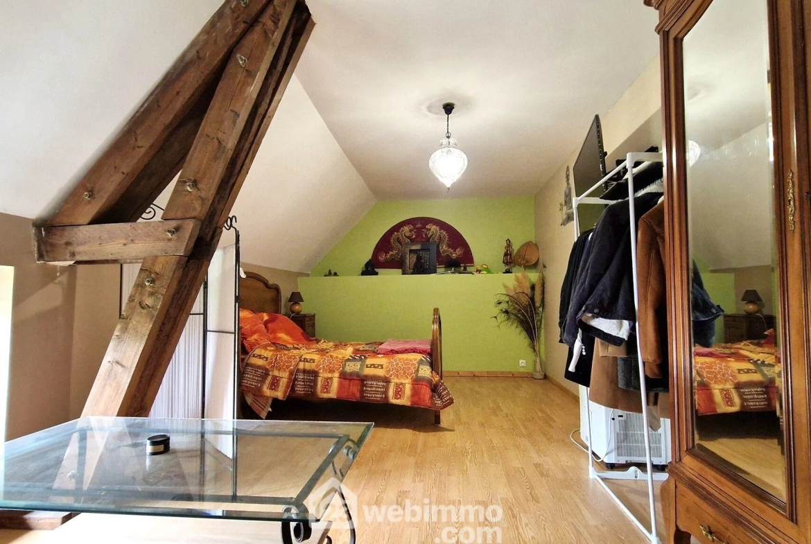 Longère de 236 m² à Dercy avec garage et potentiel d’aménagement 
