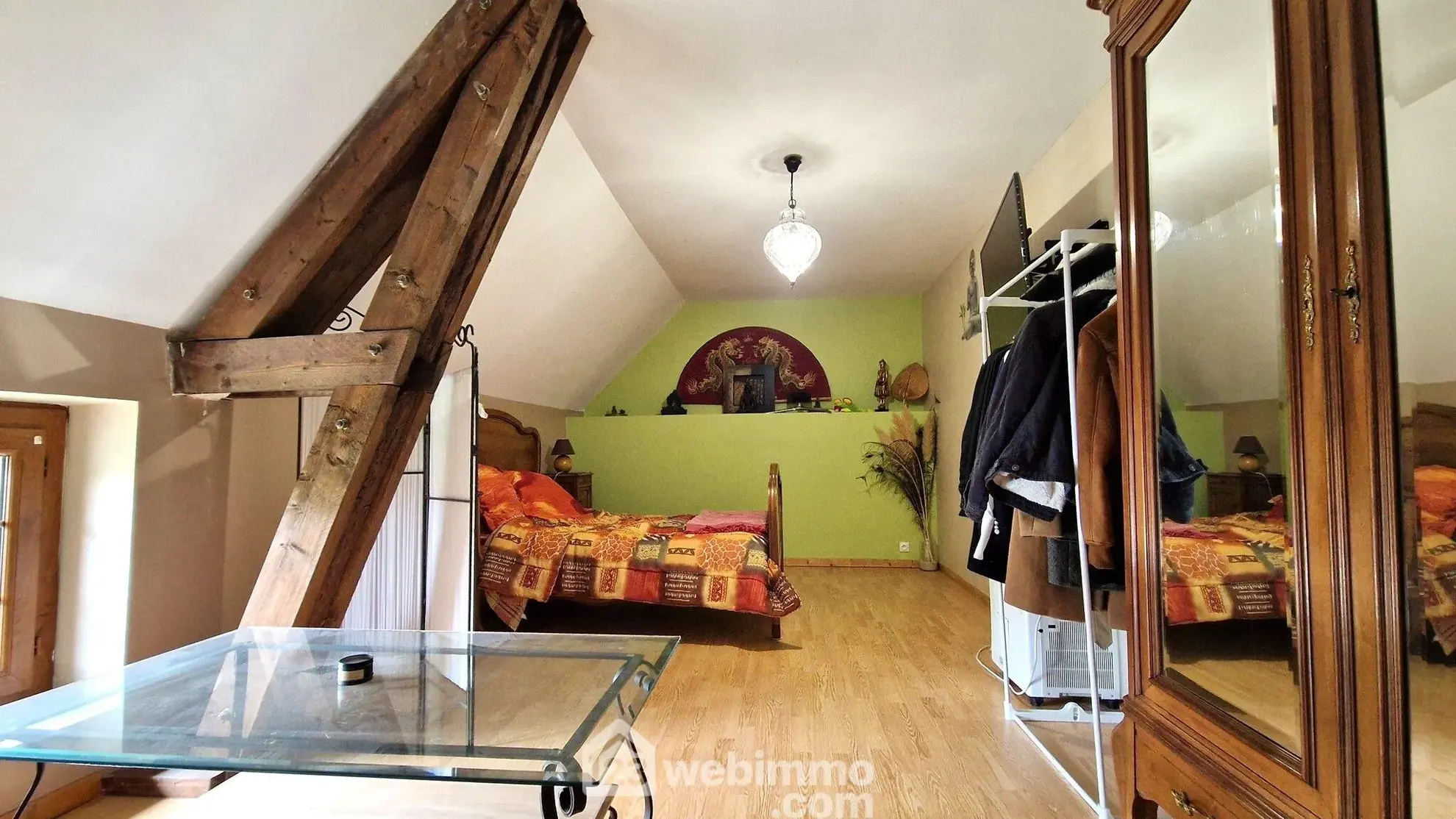 Longère de 236 m² à Dercy avec garage et potentiel d’aménagement 