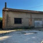 Hangar industriel de 95 m² à Saignon, idéal stockage ou activité professionnelle