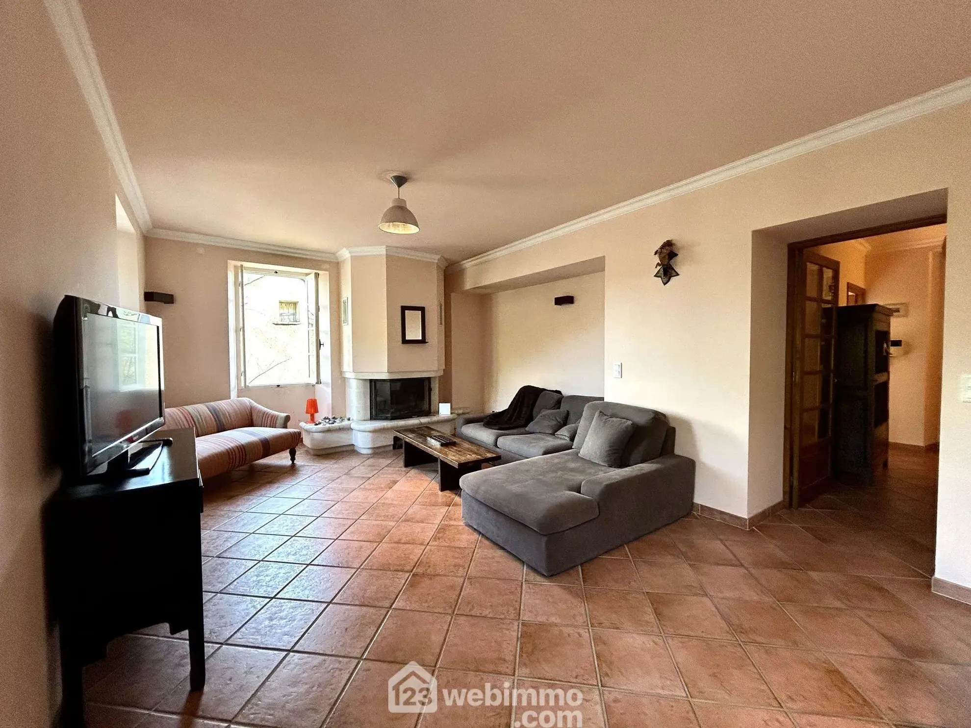 Charmante maison en pierre sèche de 140 m² à Giocatojo, Corse, avec jardin et terrasse 