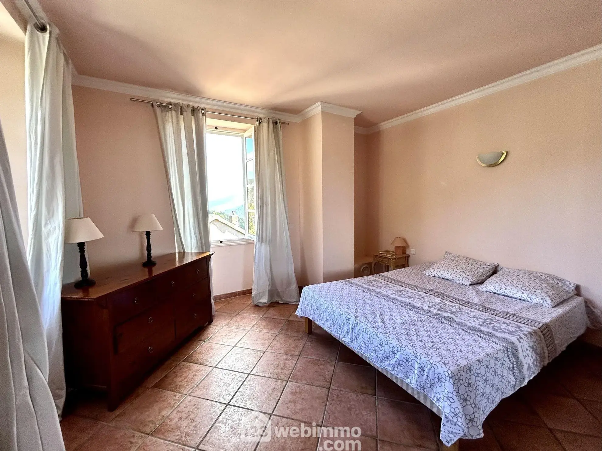 Charmante maison en pierre sèche de 140 m² à Giocatojo, Corse, avec jardin et terrasse 