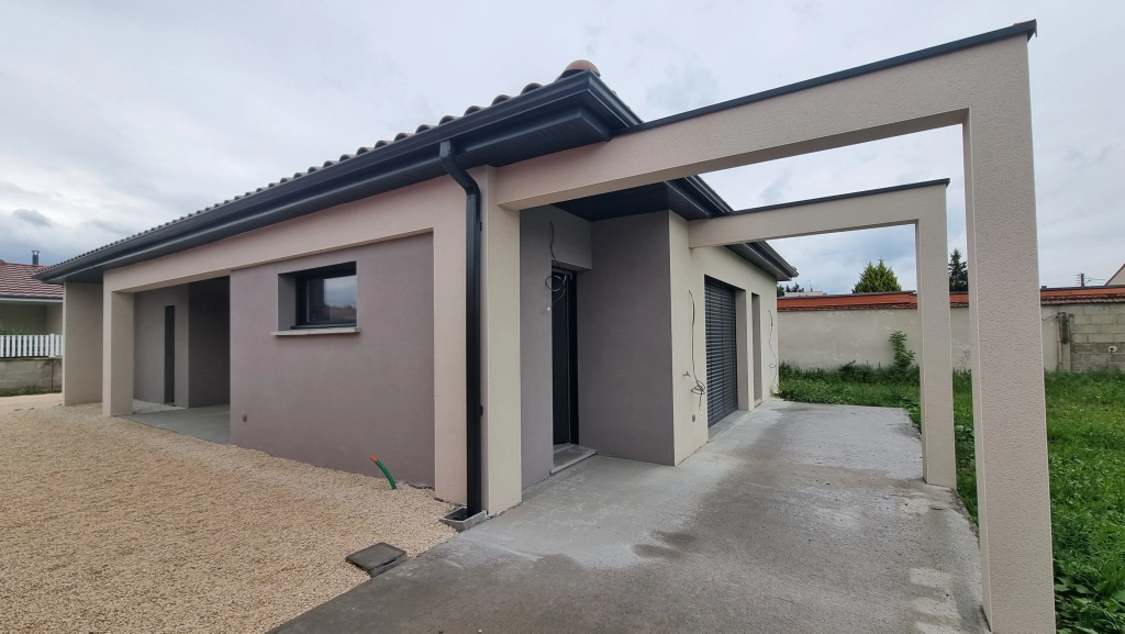 Maison neuve de plain-pied à vendre à Roanne en bord de Loire - 102,48 m²