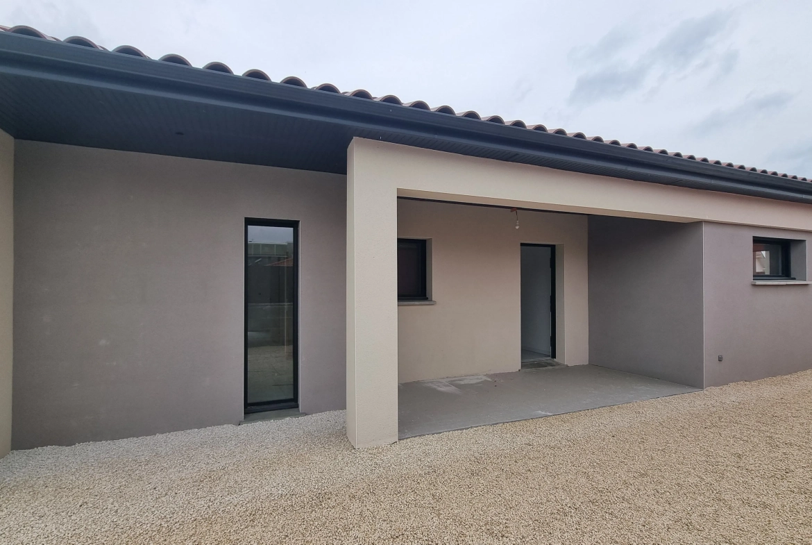 Maison neuve de plain-pied à vendre à Roanne en bord de Loire - 102,48 m² 