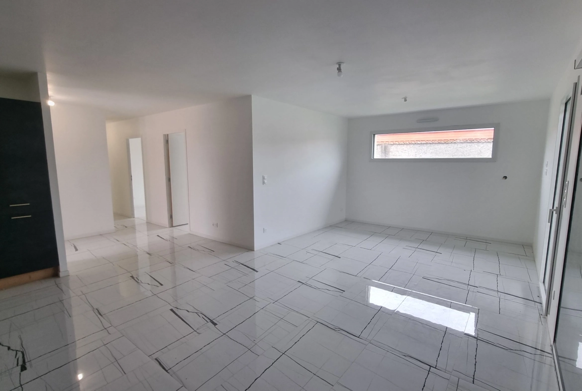 Maison neuve de plain-pied à vendre à Roanne en bord de Loire - 102,48 m² 