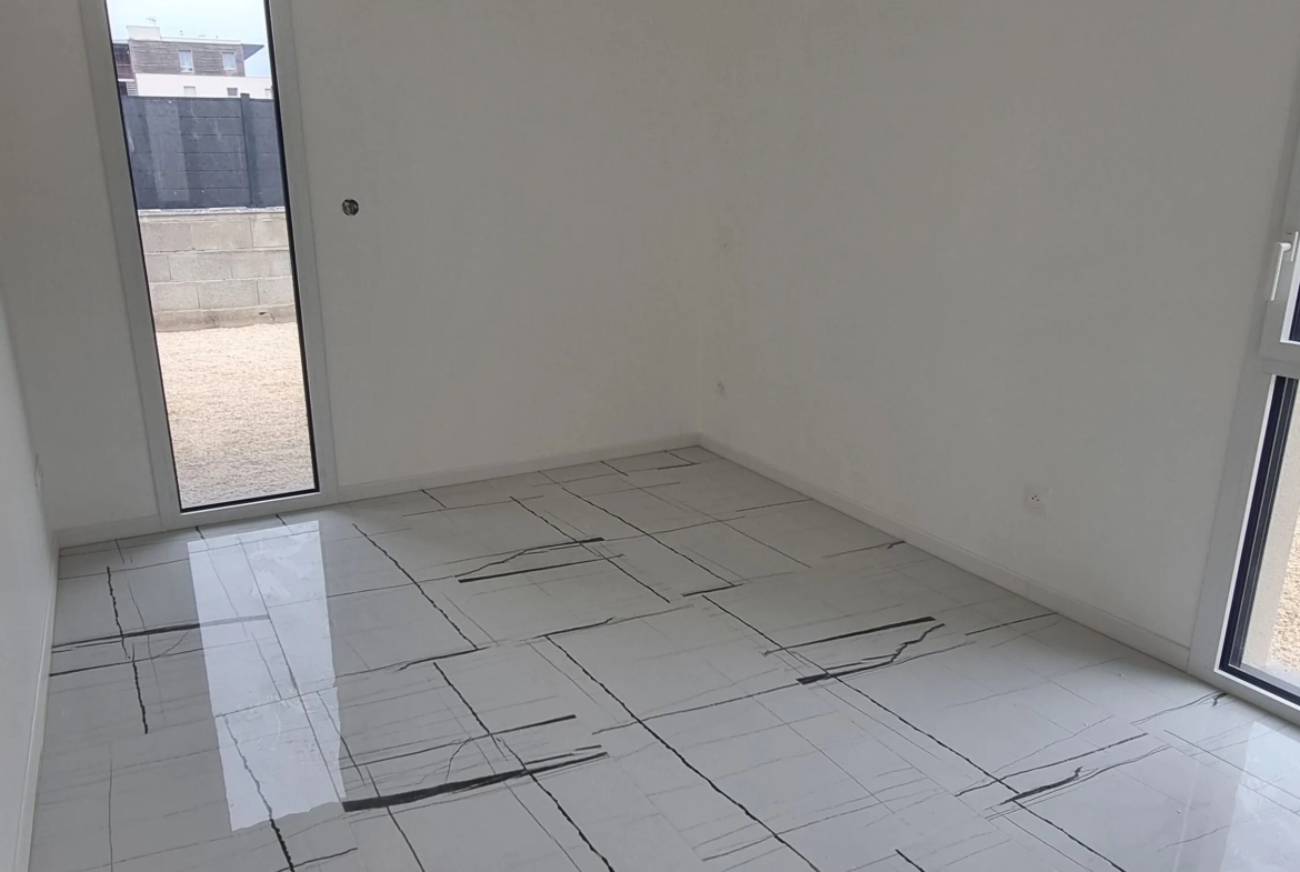 Maison neuve de plain-pied à vendre à Roanne en bord de Loire - 102,48 m² 