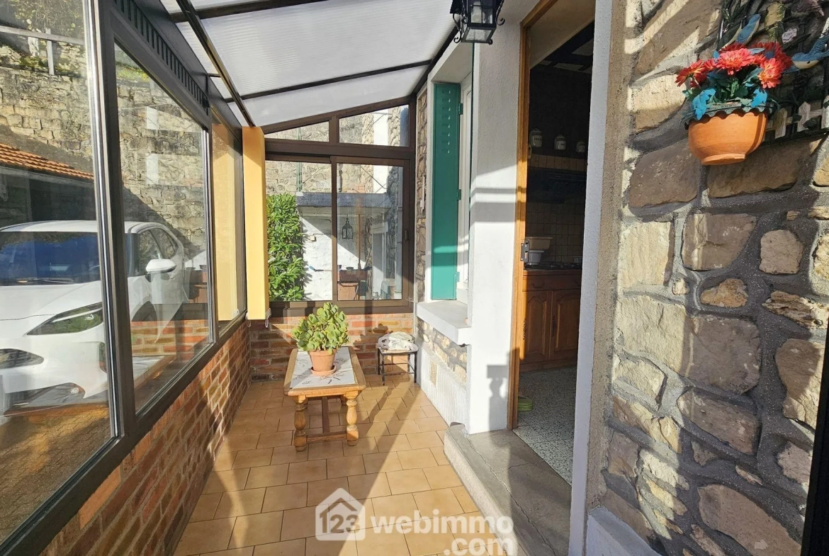 Charmante maison en pierre de 100 m² avec terrain à Milly-la-Forêt 