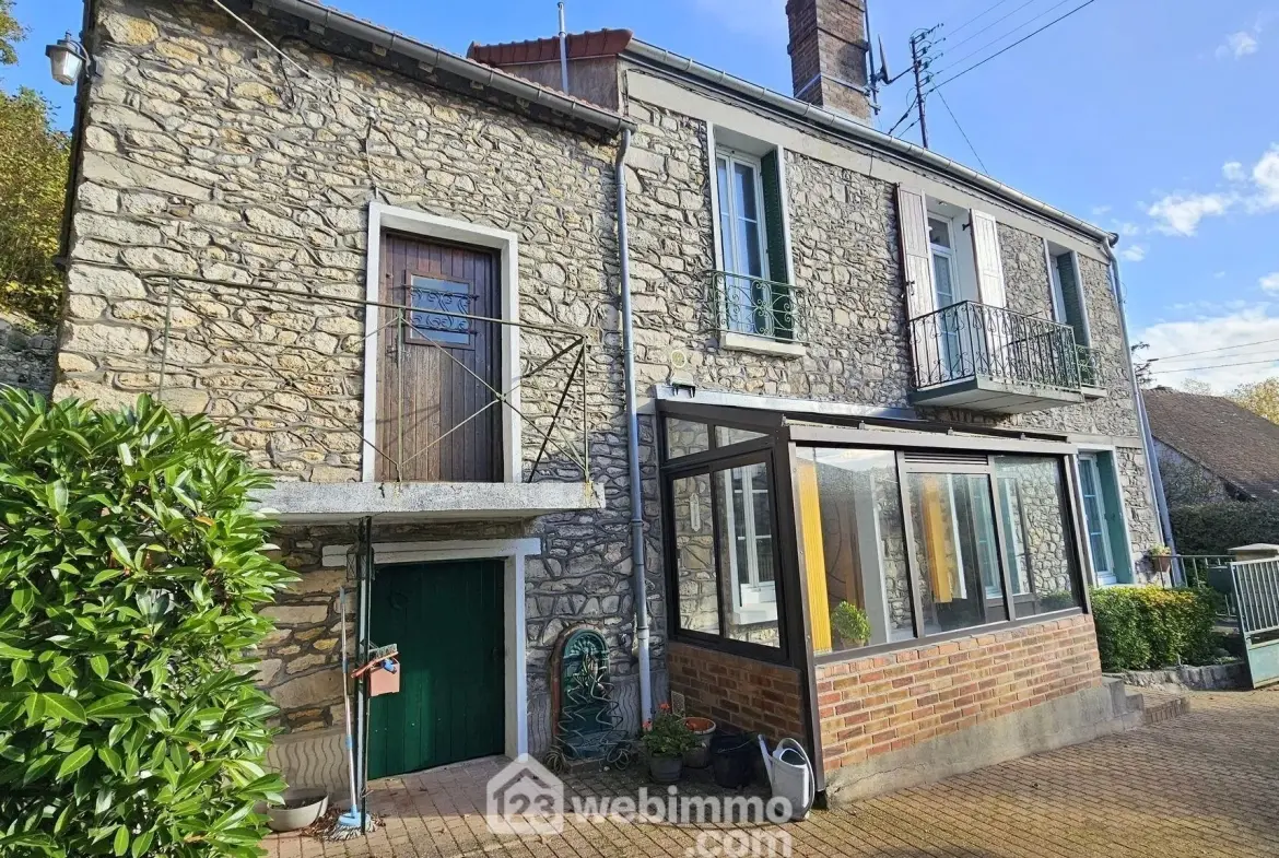 Charmante maison en pierre de 100 m² avec terrain à Milly-la-Forêt 