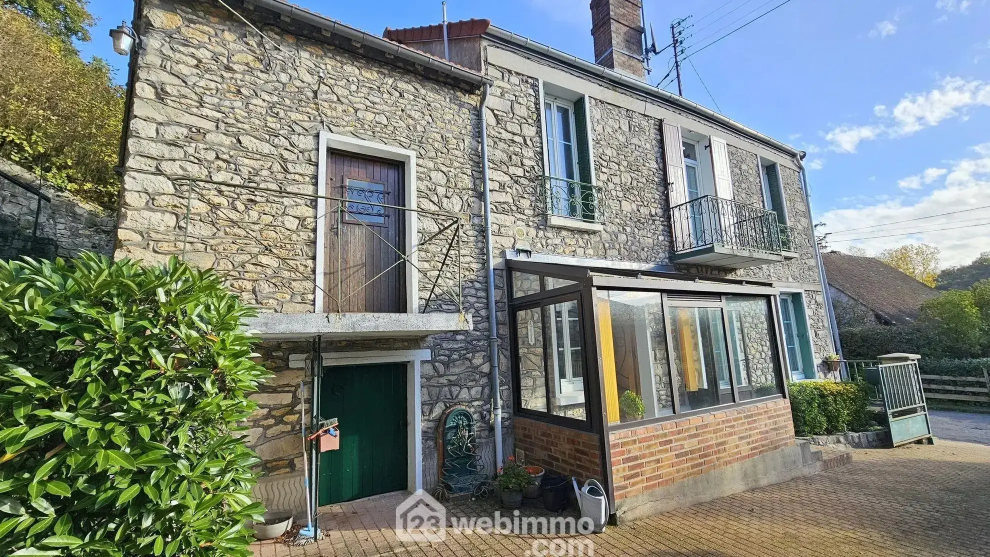 Charmante maison en pierre de 100 m² avec terrain à Milly-la-Forêt 