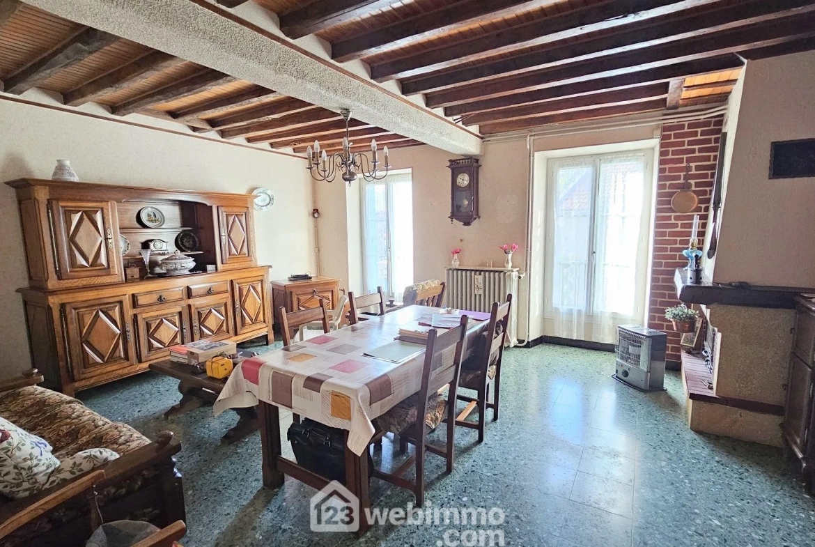 Charmante maison en pierre de 100 m² avec terrain à Milly-la-Forêt 