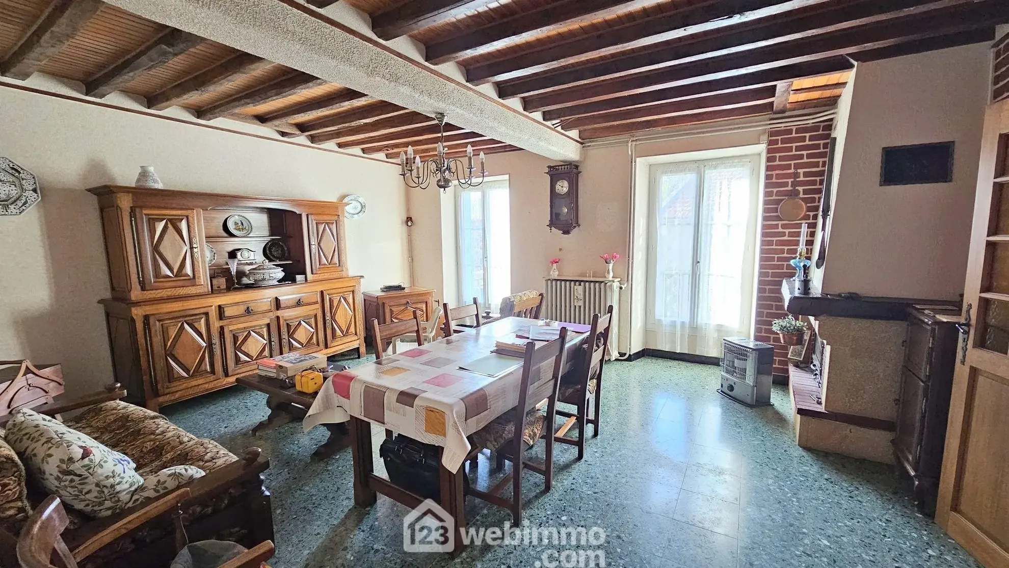 Charmante maison en pierre de 100 m² avec terrain à Milly-la-Forêt 