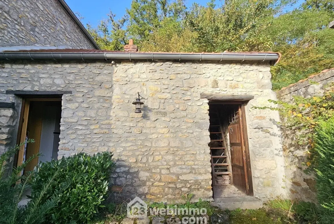 Charmante maison en pierre de 100 m² avec terrain à Milly-la-Forêt 
