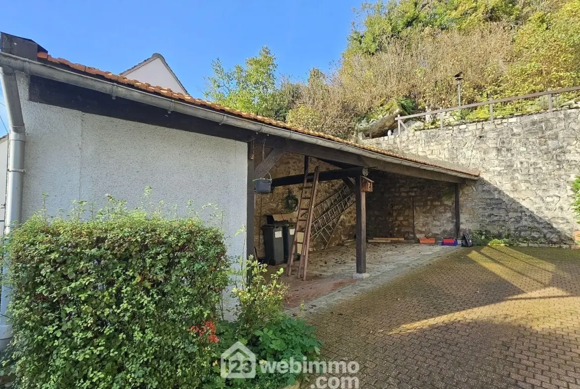 Charmante maison en pierre de 100 m² avec terrain à Milly-la-Forêt 