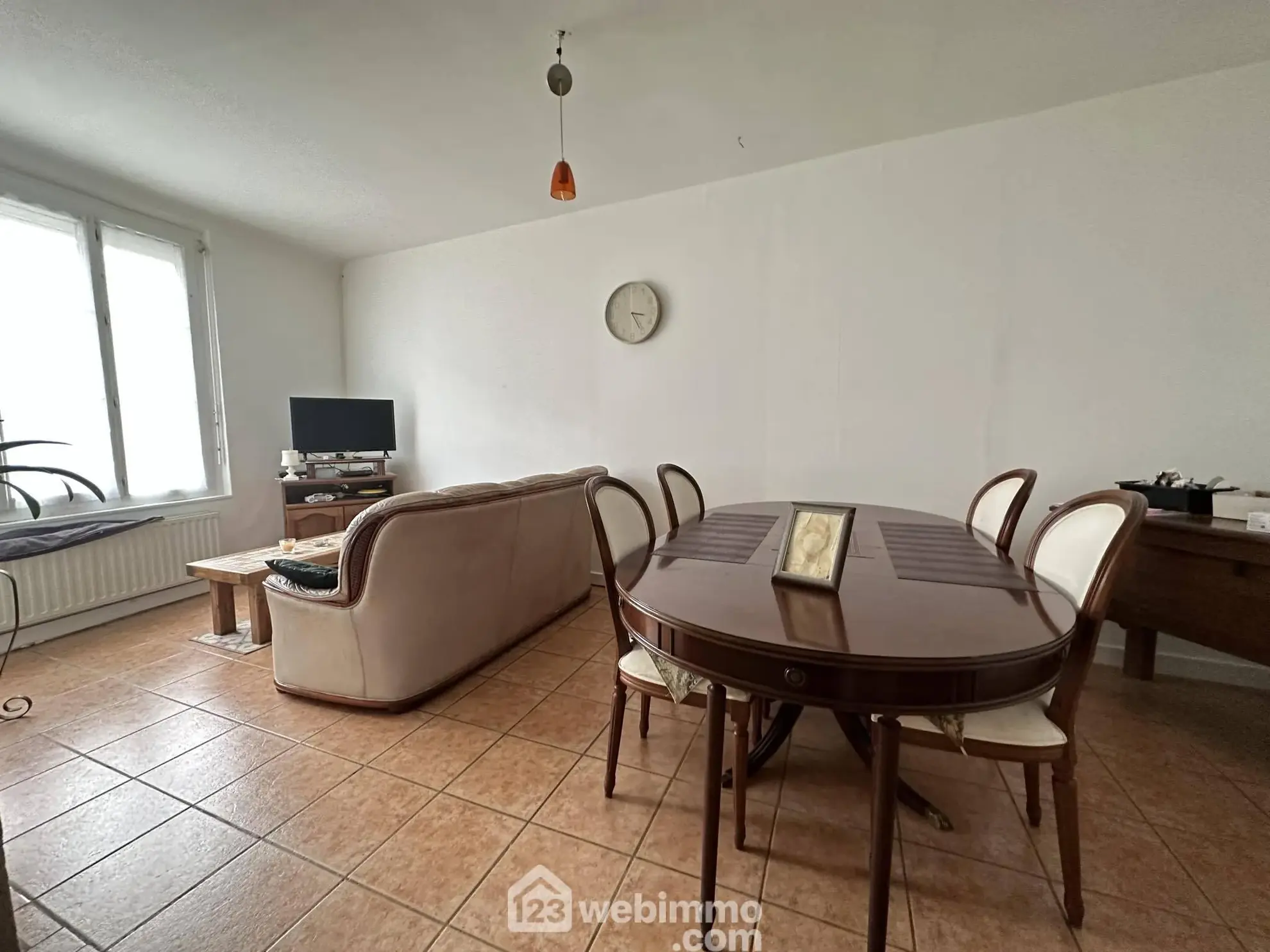 Bel appartement de ville de plain-pied avec 2 chambres à Crépy 