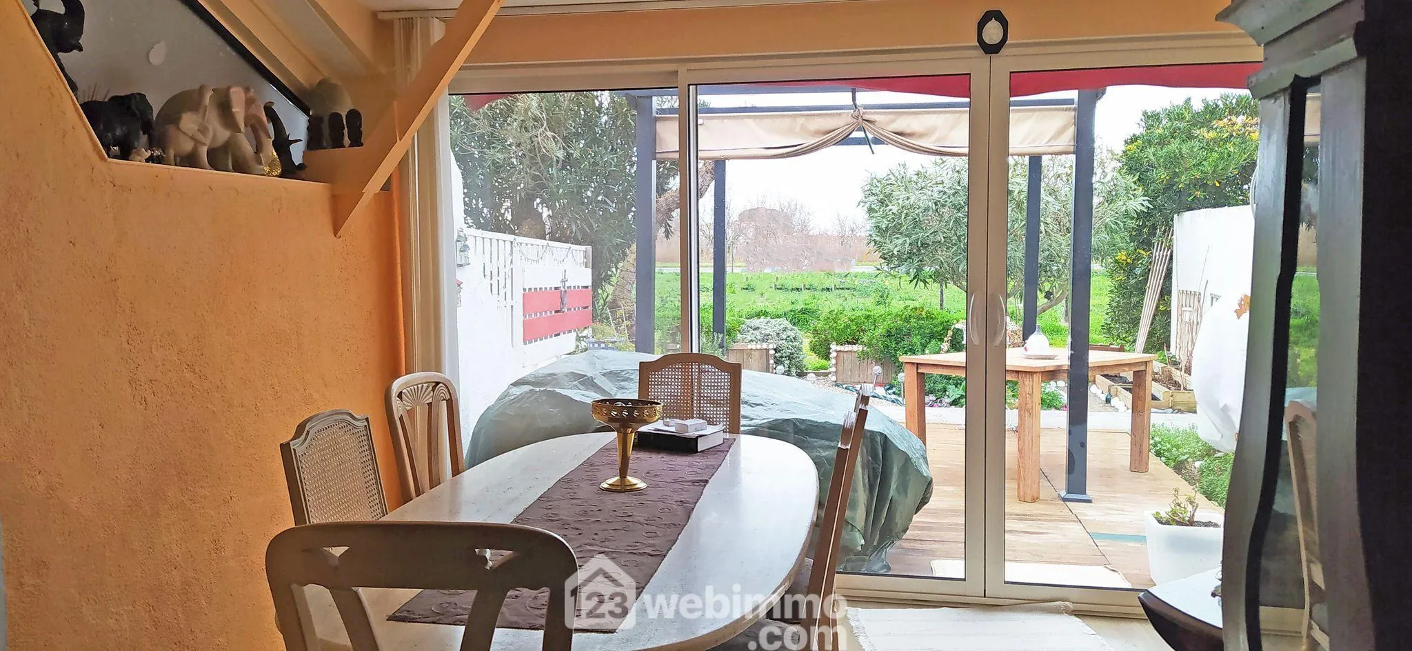 Charmant appartement T/3 de 59m² avec jardin à Saintes-Maries-de-la-Mer 